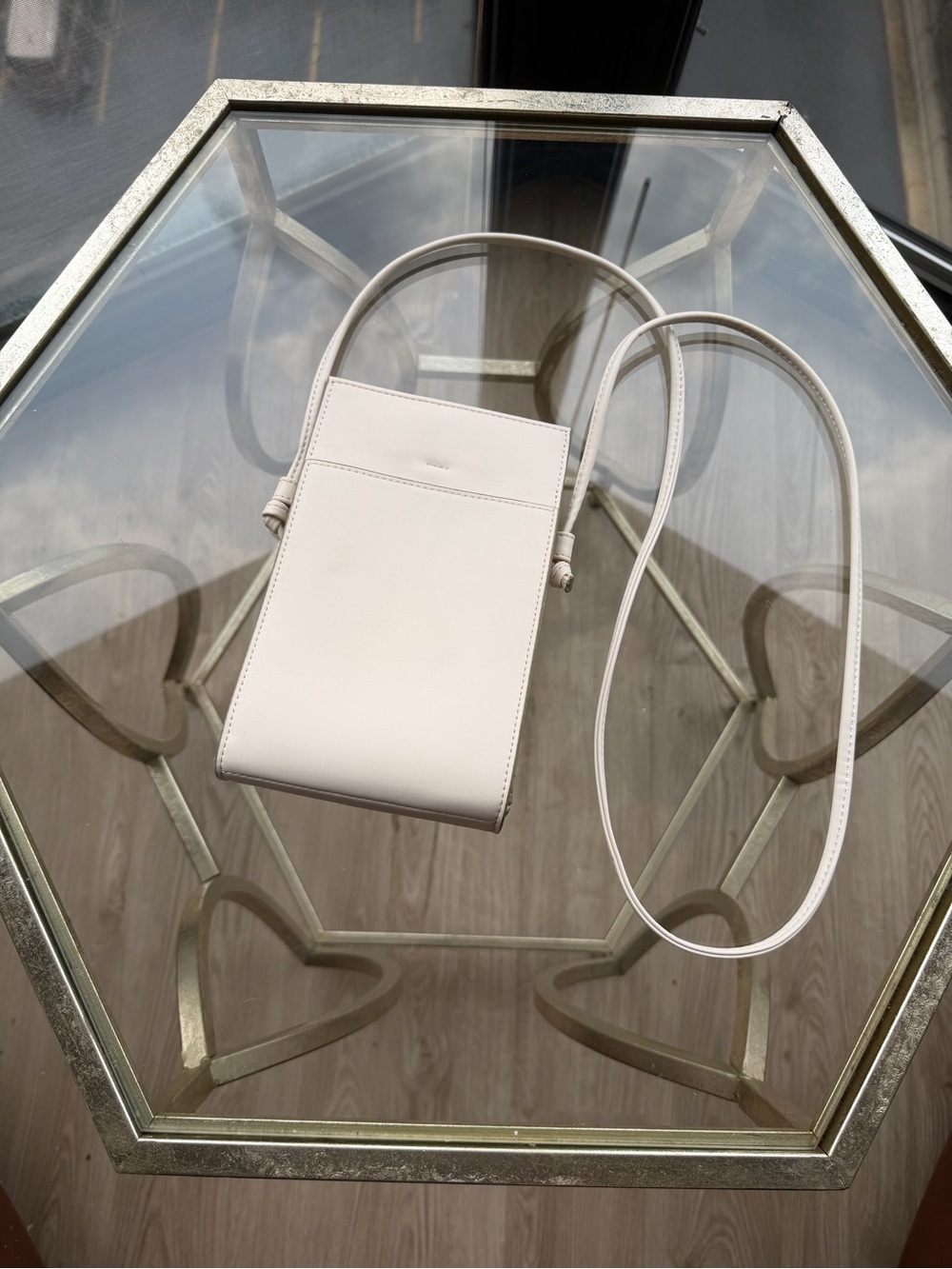 Uniqlo Cream Slim Crossbody Phone Pouch